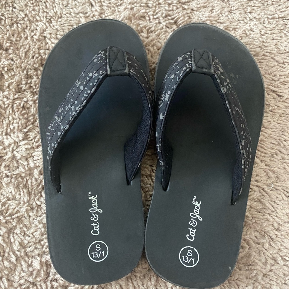 Cat & Jack Kids Black Flip Flops